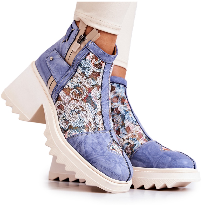 Läderstövlar på en massiv stolpe Maciejka Blue 05325-06 blå