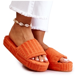 FJ1 Tofflor På Den Orange Lilly Plattformen