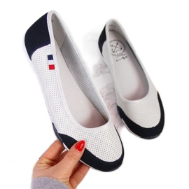 Genombrutna ballerinor i läder Filippo W PAW198A vit