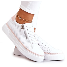 FB2 Sportskor På Vita Och Rosa Louis Plattformen