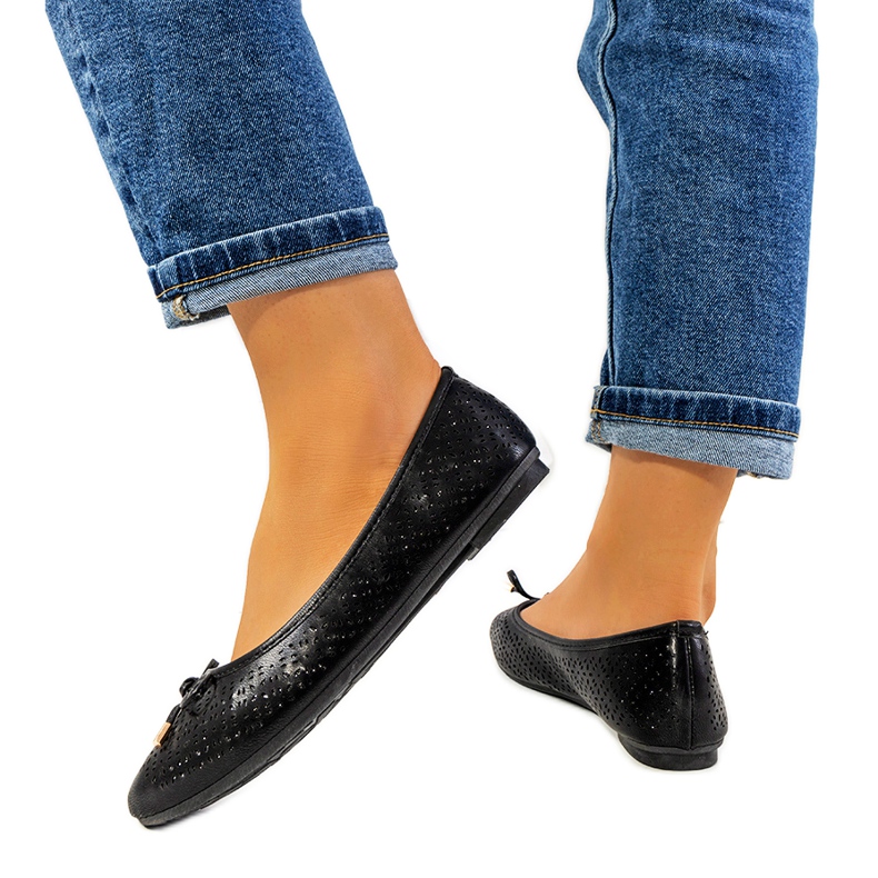 Svarta ballerinor med genombrutet mönster Negrete