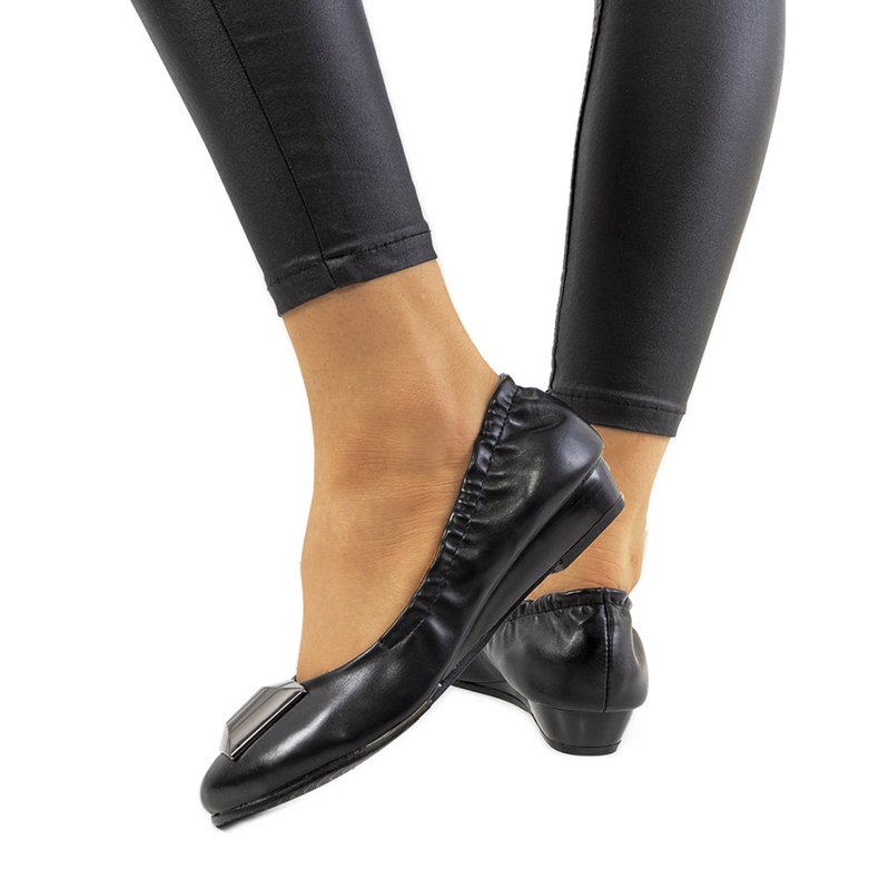 BM Svarta ballerinor på kilen Sofia