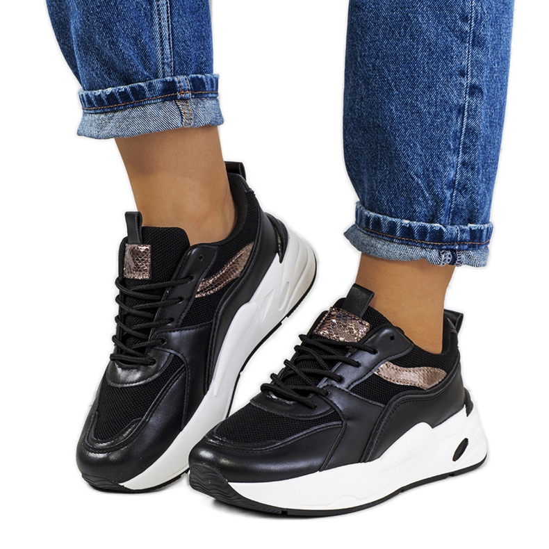 Svarta Nazaria sportskor gyllene