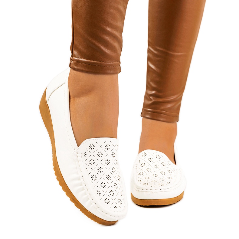 Wendys vita loafers med kilklack