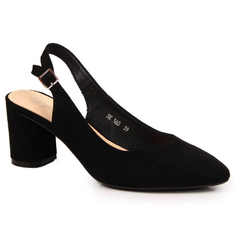 Pumpar på Sergio Leone-stolpen i SK362 svart