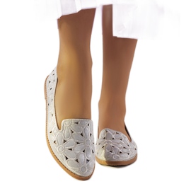 Amandas grå genombrutna ballerinor silver-