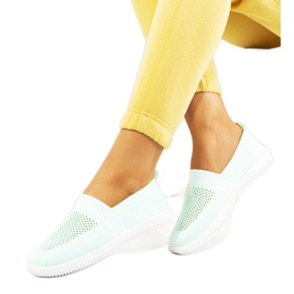 Gröna Tanya genombrutna sneakers