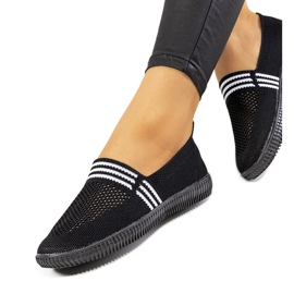 Svarta Tanya genombrutna sneakers