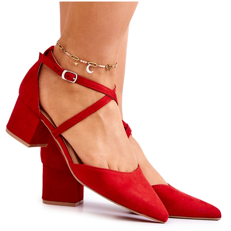 PS1 Mocka Pumps På En Bar I Shelley's Red Spitz röd