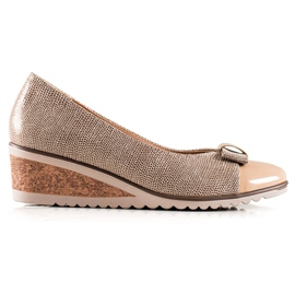 W. Potocki Glänsande bekväma pumps beige brun