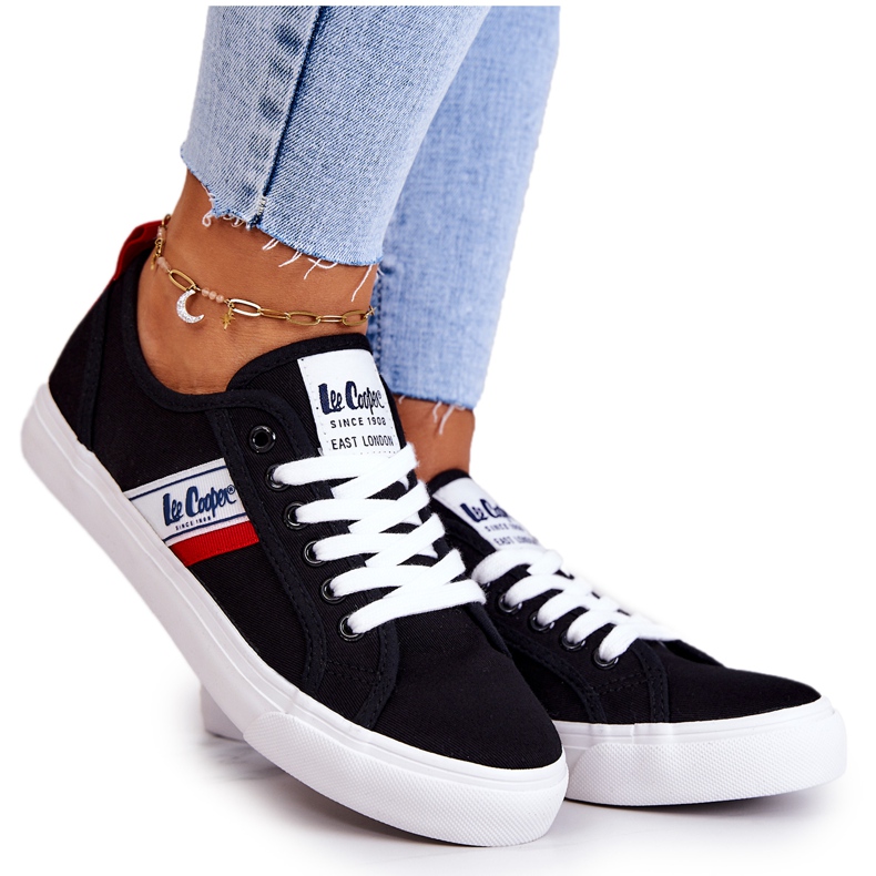 Lee Cooper sneakers. LCW-22-31-0832L svart