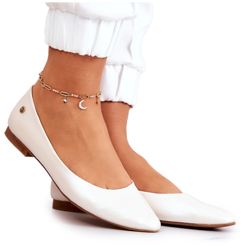 Skinnballerinor för kvinnor Maciejka 04100-26 Ljus beige