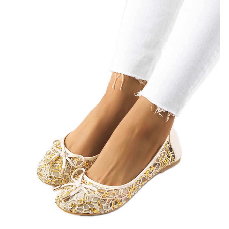 Cathys beiga genombrutna ballerinor beige
