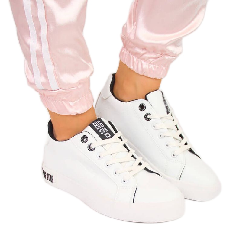 Låga sneakers med ekoläder Big Star W II274031 vit