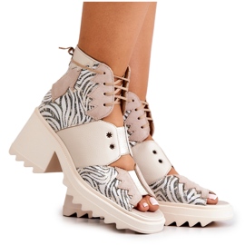 Läderstövlar På Dragkedja Maciejka 05321-04 Beige