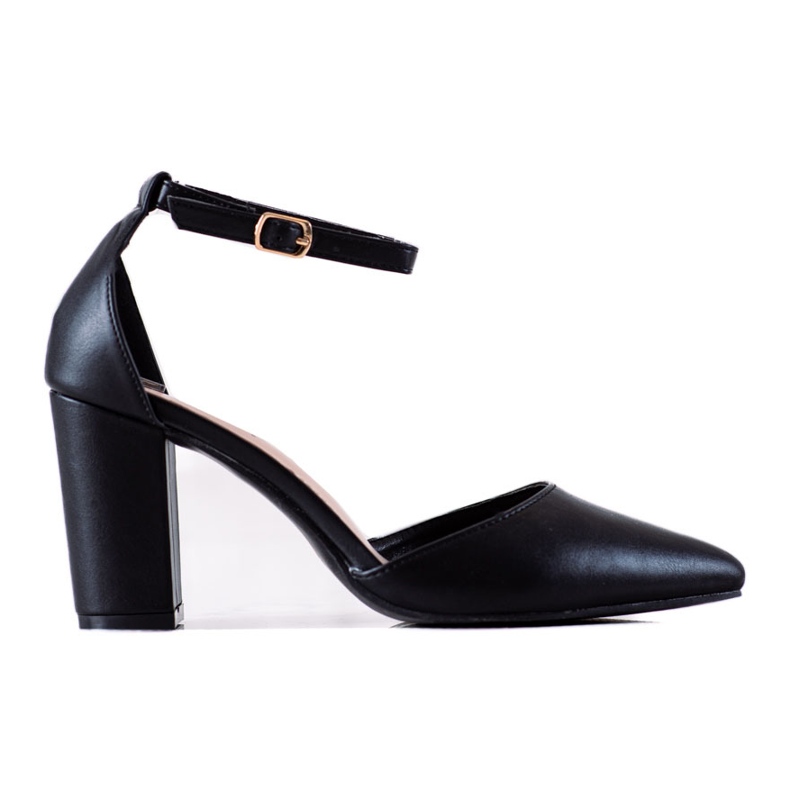 Seastar Svarta Pumpar Med Ett Spänne