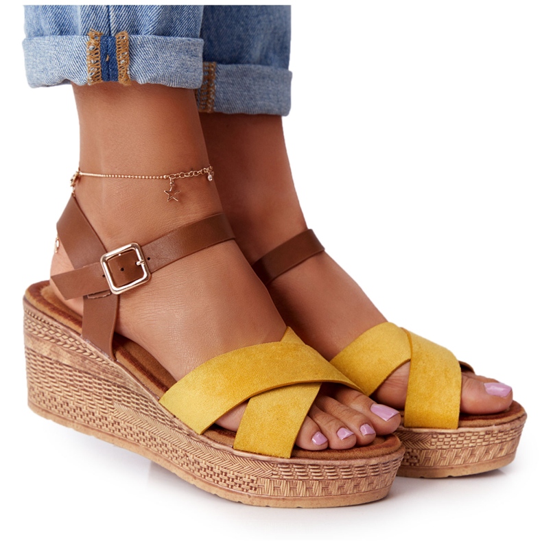 Gula sandaler på kilen S.Barski GD-38 brun