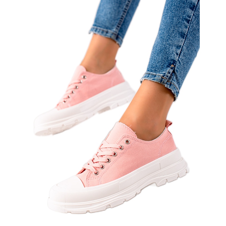 Trendiga rosa sneakers