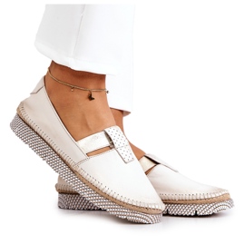 Läder Loafers för kvinnor Maciejka 05432-22 Ljusbeige