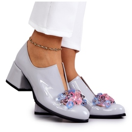 PA2 Lackade läderskor med grå Delaver-dekoration