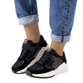 Svarta glänsande Cotter sneakers