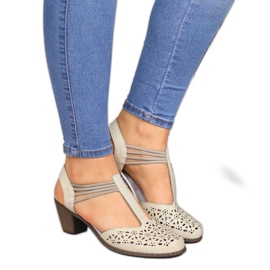 Lädersandaler Rieker W RKR316 beige