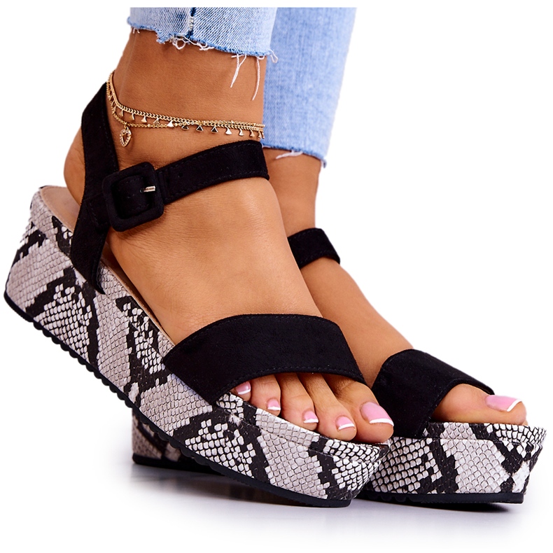 FW1 Mockasandaler på den svartvita Sariah-plattformen