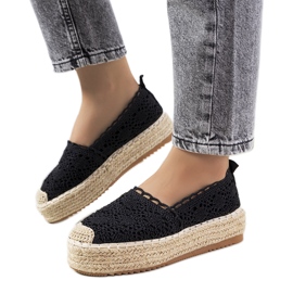 Svarta espadrillor i spets på Akker-plattformen