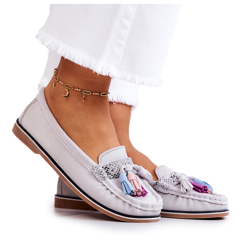 Loafers i mocka för kvinnor med fransar Grå Laressa