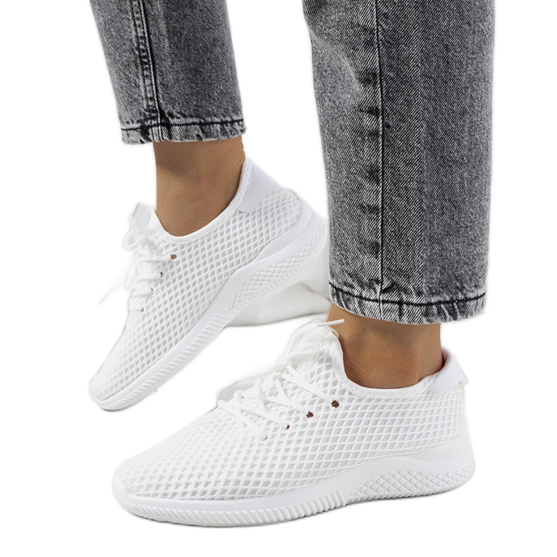 Vita sportsneakers från Amine