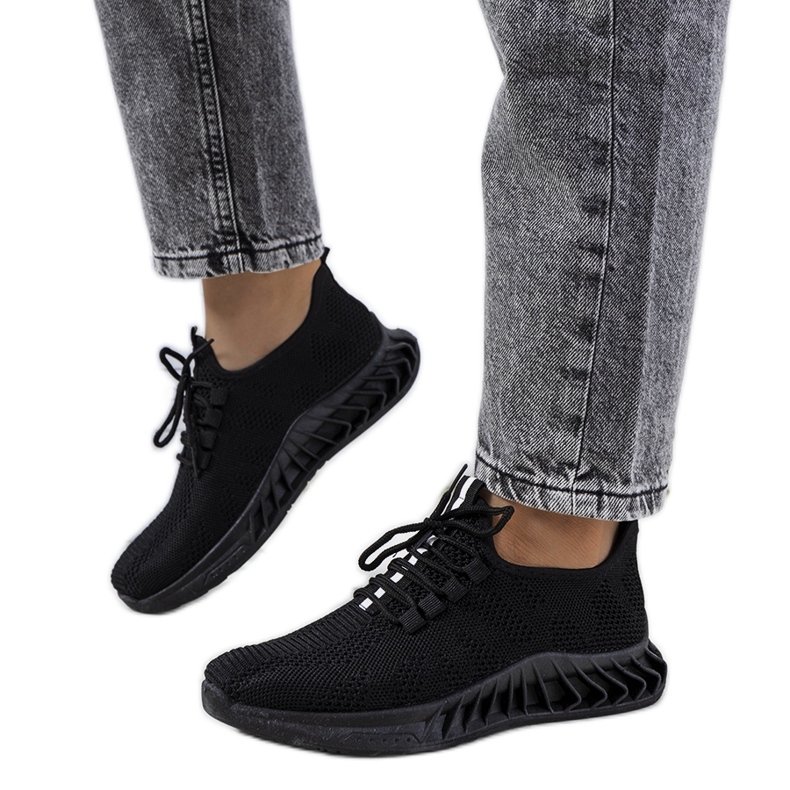 Vitiga svarta sneakers