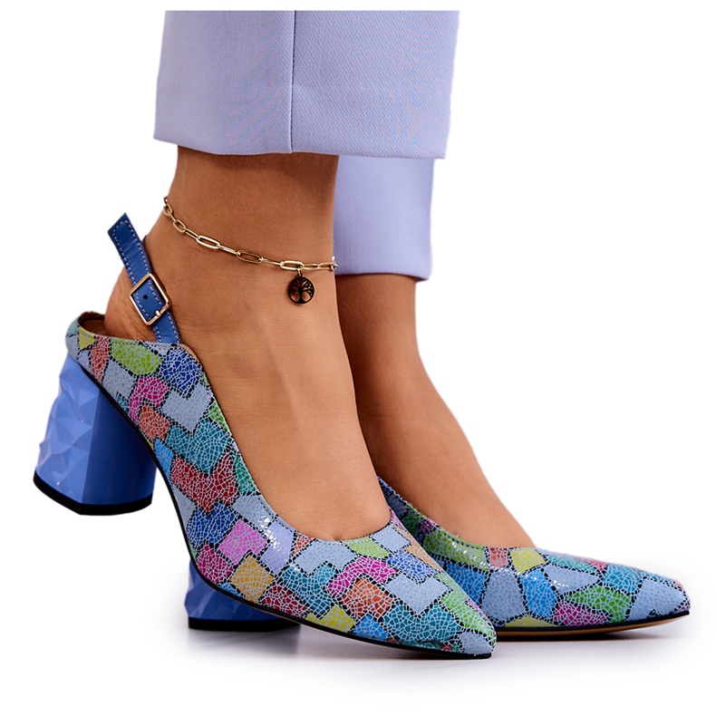 Läderpumpar på en stång Maciejka 05427-06 Flerfärgad blå