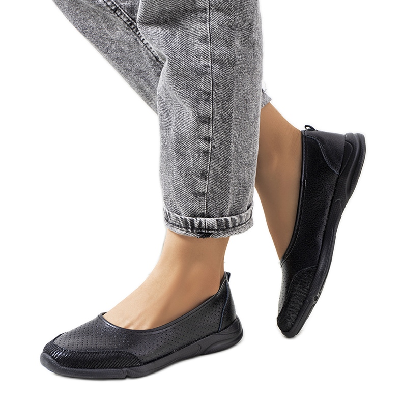 Mirjam ballerinor i svart läder