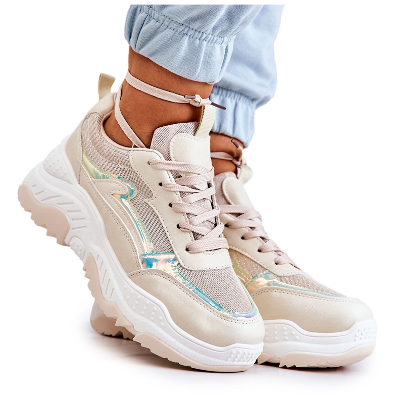 PG1 Beige Callisto Shiny Sneakers för kvinnor