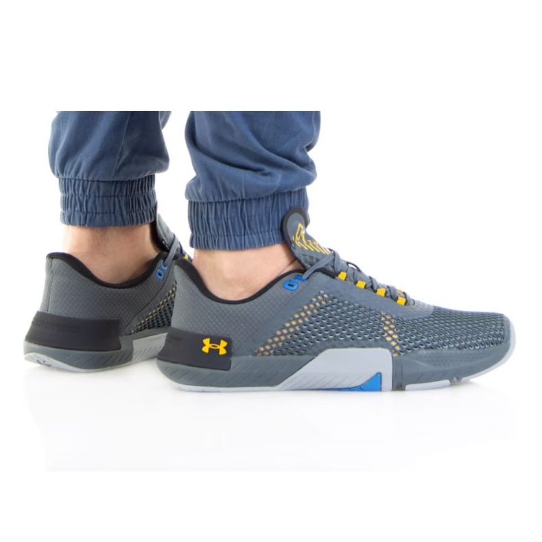 Under Armour Tri Base Regin 4 M 3025052-104 grå