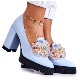 PA2 Eleganta pumpar med slät blå caterine-prydnad