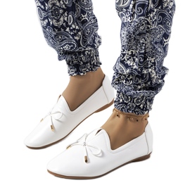 Carlsen vita loafers