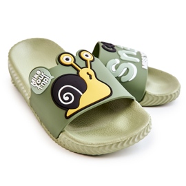 Ljusa gröna snigeltofflor för barn