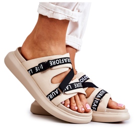 Fashionabla skinntofflor för kvinnor La.Fi Beige Menifis svart