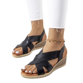 Svarta kilasandaler från Grovas