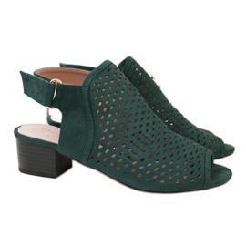 Gröna Sabatina genombrutna gröna damsandaler