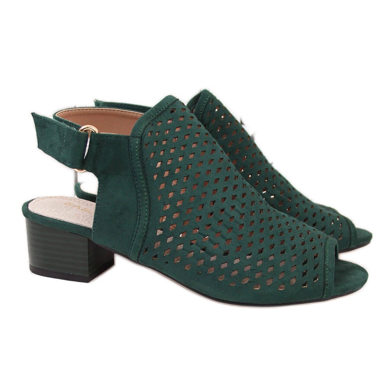 Gröna Sabatina genombrutna gröna damsandaler