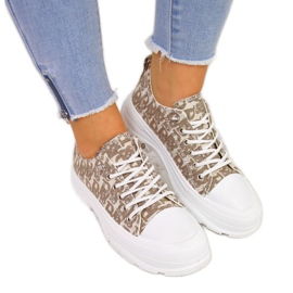 Kvinnors beige sneakers på plattformen med inskriptioner Sabatina