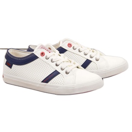 Vita sneakers i vitt ekologiskt läder med låg topp, Cross Jeans II1R4005C