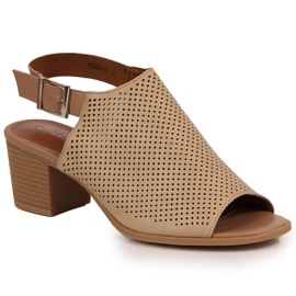 Damsandaler, genombrutna, beige Jezzi