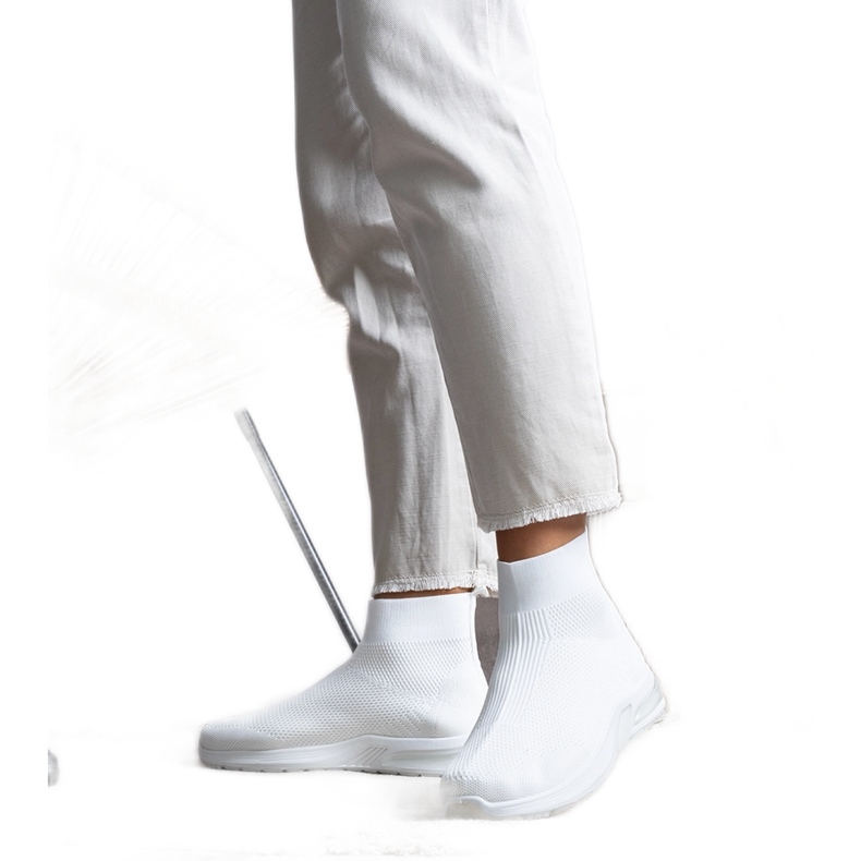 Vita sneakers från Salgado