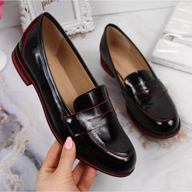 Damskor i läder lordsylackad svart Juma