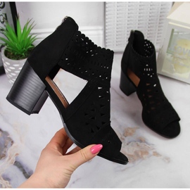 T.Sokolski Svarta genombrutna sandaler för kvinnor från T. Sokolski