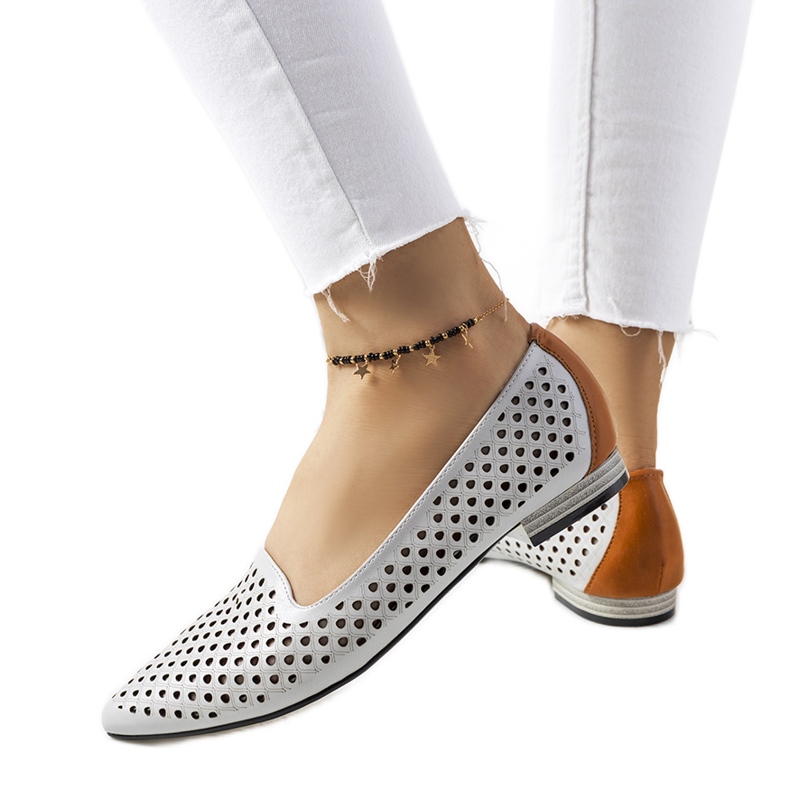 Grå Jarrett genombrutna ballerinor