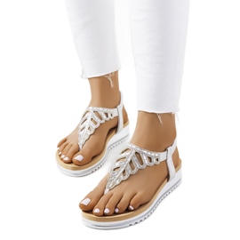 Silversandaler på Ahola-plattformen silver-